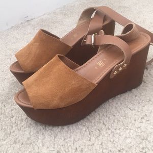 Platform suede wedges
